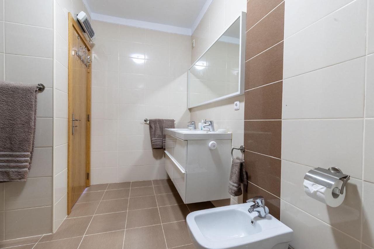 Lovely One Bedroom Apartment In Alvor Εξωτερικό φωτογραφία